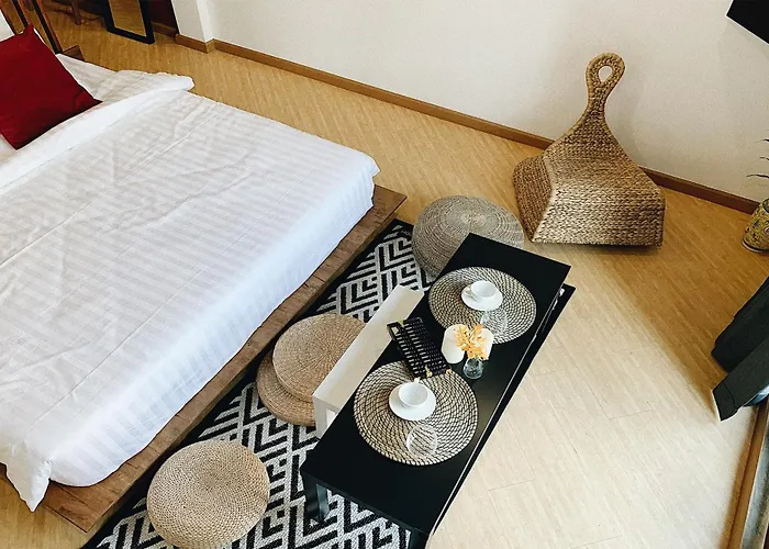 Wander Wonder 八ww Bed & Breakfast 4*